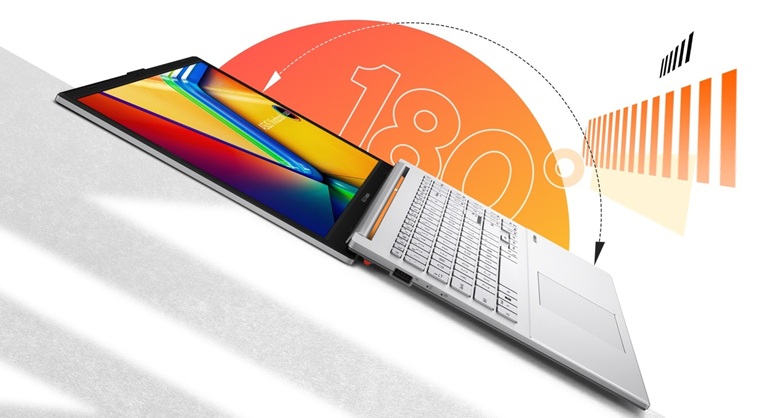obrázek otevřený notebook