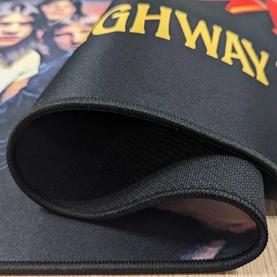 obrázek AC/DC XXL Mouse Pad detail tkaniny