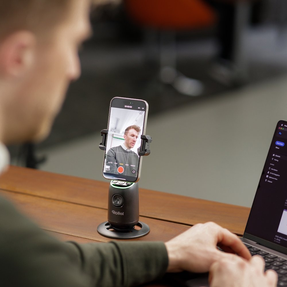 obrázek stativ Rollei Easy Creator Desktop během streamu