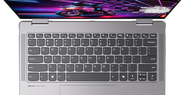 obrázek notebook Lenovo Yoga 7 2v1 klávesnice