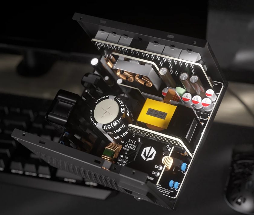 obrázek kondenzátor zdroje Endorfy Supremo FM6 Gold 850W