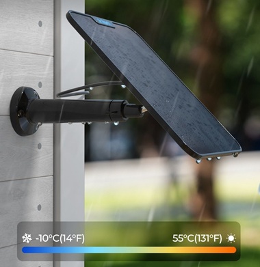 obrázek solární panel Reolink Solar Panel 2 v dešti