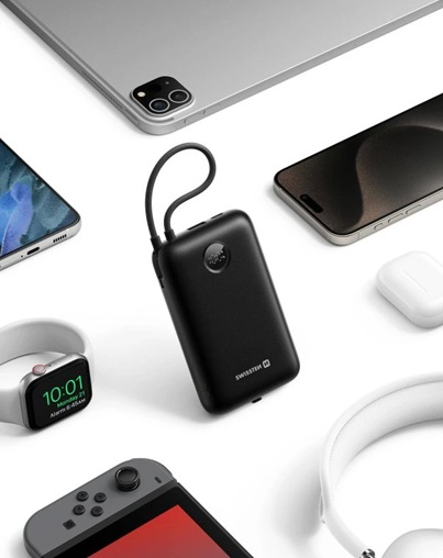obrázek powerbanka SWISSTEN VOLTBOX 35W 30000mAh s dalšími zařízeními
