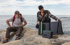 obrázek APC OffGrid Portable Power Station 500 napájení solárním panelem