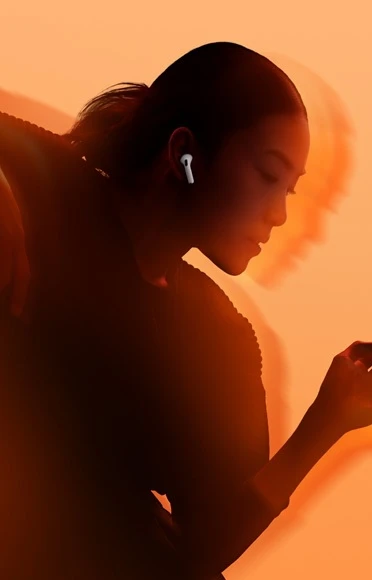 bezdrátová sluchátka Apple AirPods 4