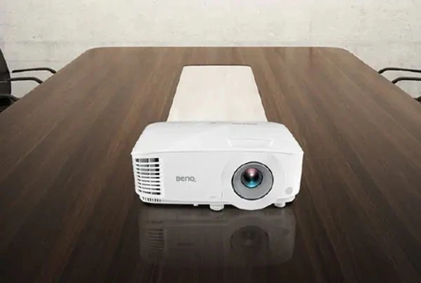projektor BenQ MW561
