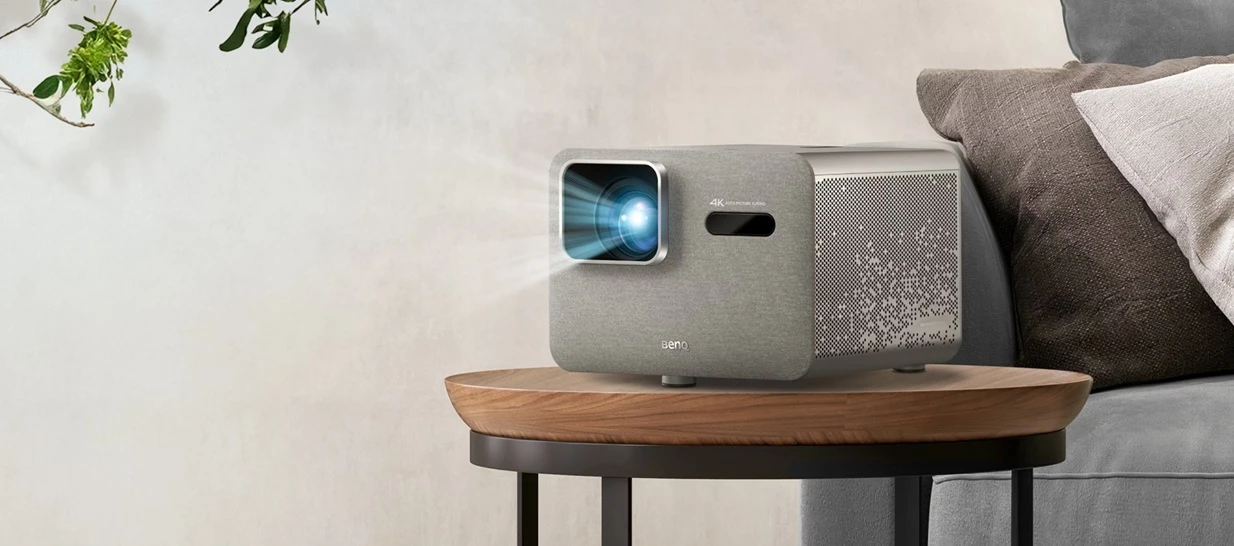 projektor BenQ TK705i