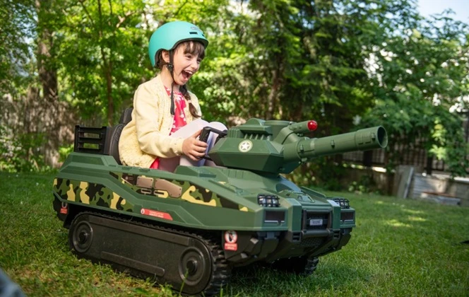 BLUETOUCH elektrický tank pro děti
