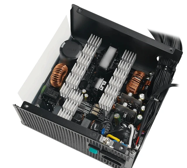 DEEPCOOL PL550-D vnitřní design