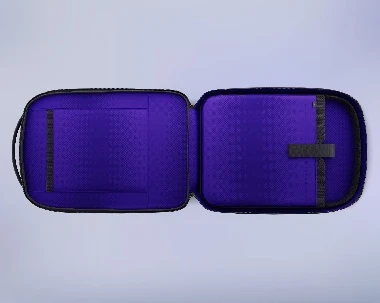 batoh Alienware 18 AW7825P vnitřní prostor