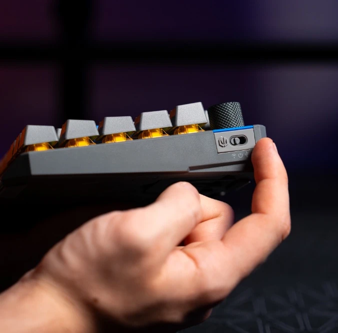 herní klávesnice Endorfy Thock V2 75 % Wireless detail