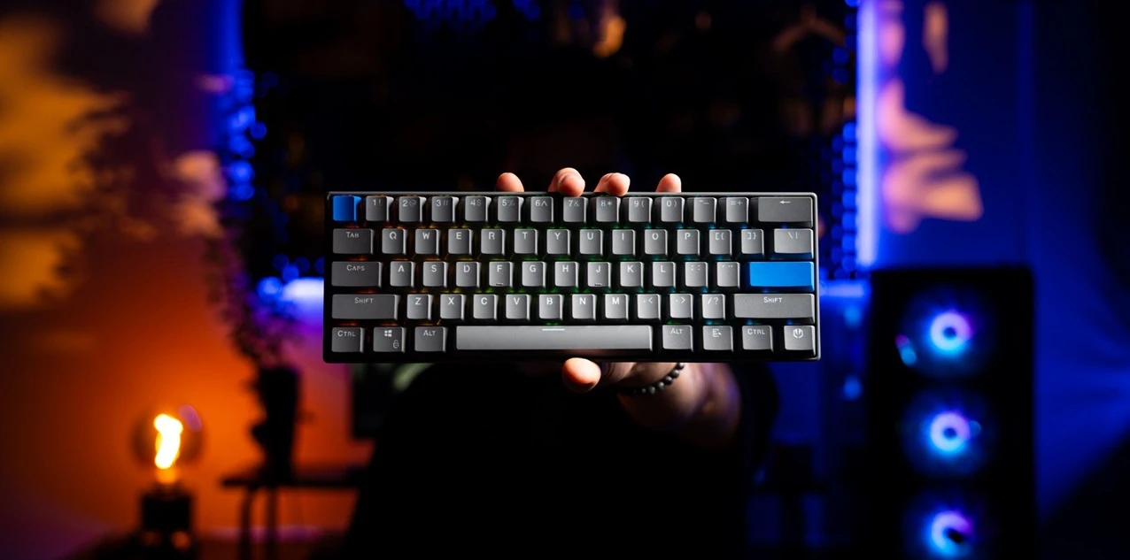 herní klávesnice Endorfy Thock V2 Compact Wireless
