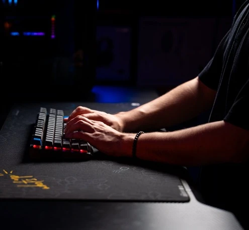 herní klávesnice Endorfy Thock V2 TKL Wireless