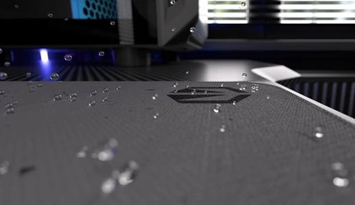 podložka pod myš Endorfy Stoneflow Grey XL detail odolnost proti vlhkosti