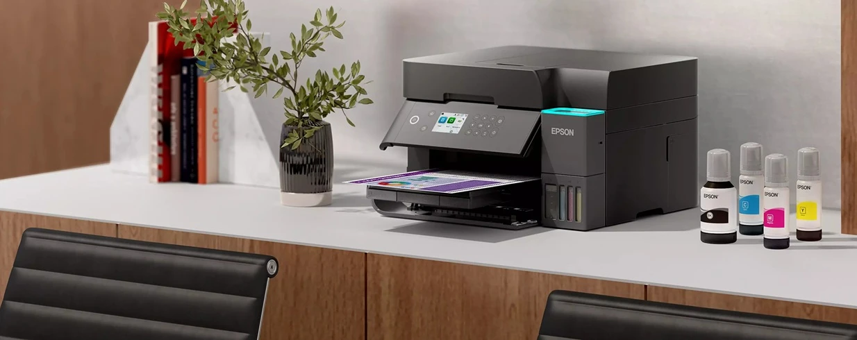 multifunkční tiskárna Epson EcoTank L6370 v interiéru
