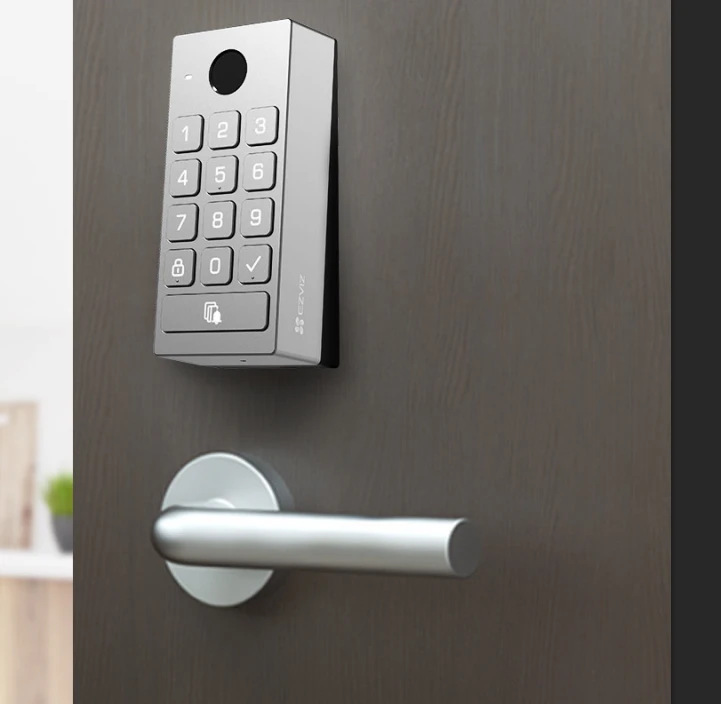 ukazka-klavesnice-na-dverich