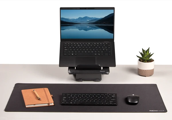 Fellowes BREYTA podložka na stůl černá