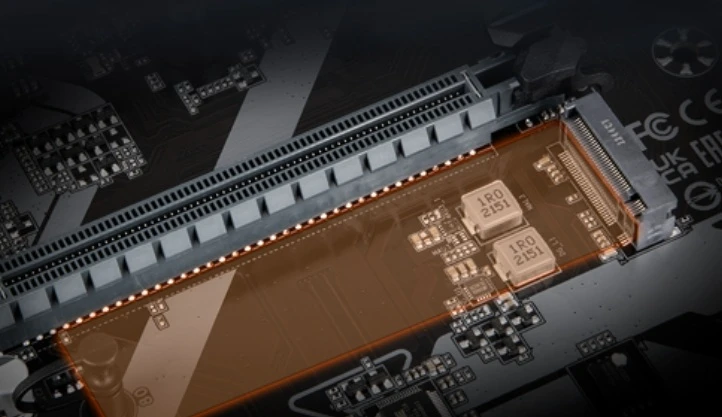 GIGABYTE B650 GAMING X AX V2 detail slot