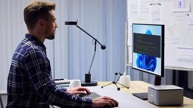 Lenovo ThinkCentre Neo Ultra