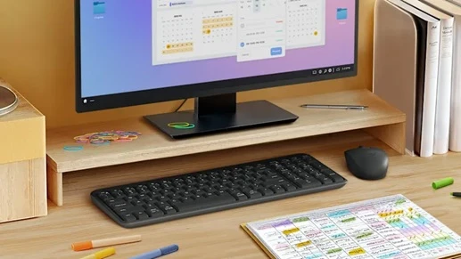 klávesnice Logitech K250 na pracovním stole