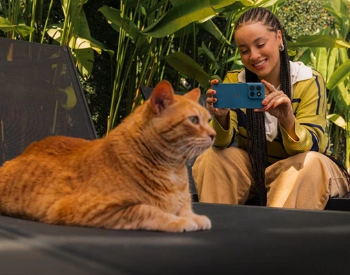 Motorola Moto G57 Power fotografování kočky