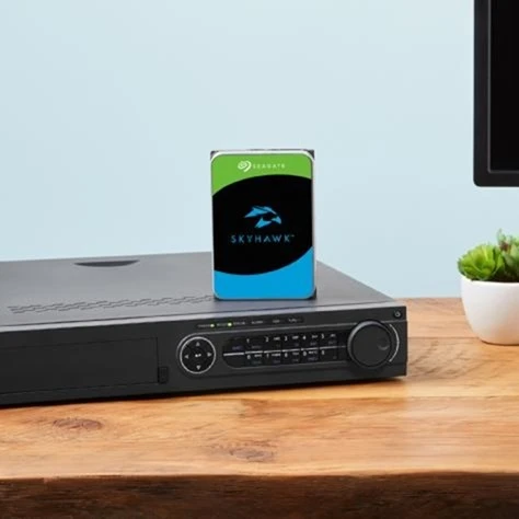 pevný disk Seagate SkyHawk AI