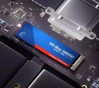 SSD WD Blue SN5100 Powered by SANDISK