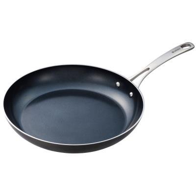 Kyocera Keramická pánev O30 cm, nerezová rukojeť