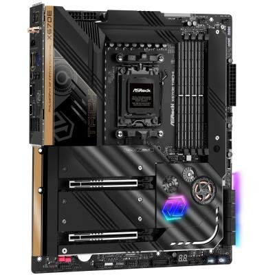 ASRock X670E Taichi / AMD X670 / AM5 / 4x DDR5 /  4x M.2 / HDMI / 2x USB-C / WiFi / EATX