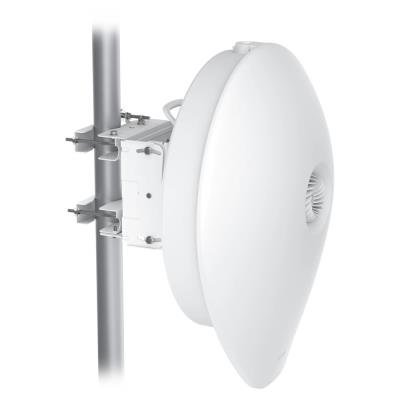 Ubiquiti AirFiber 60 XG - 60 GHz rádio (57-66 GHz), PtP, 45 dBi, SFP+ port, 5 GHz záloha, až 6 Gbps propustnost