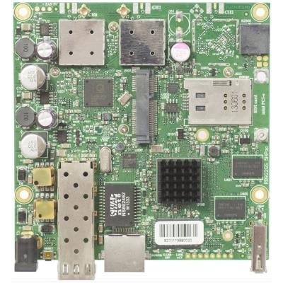 RB922UAGS-5HPacD 720 MHz, 128 MB RAM 1x SIM, 1x LAN, 1x SFP, 1x 5GHz 802.11ac 2x MMCX, L4